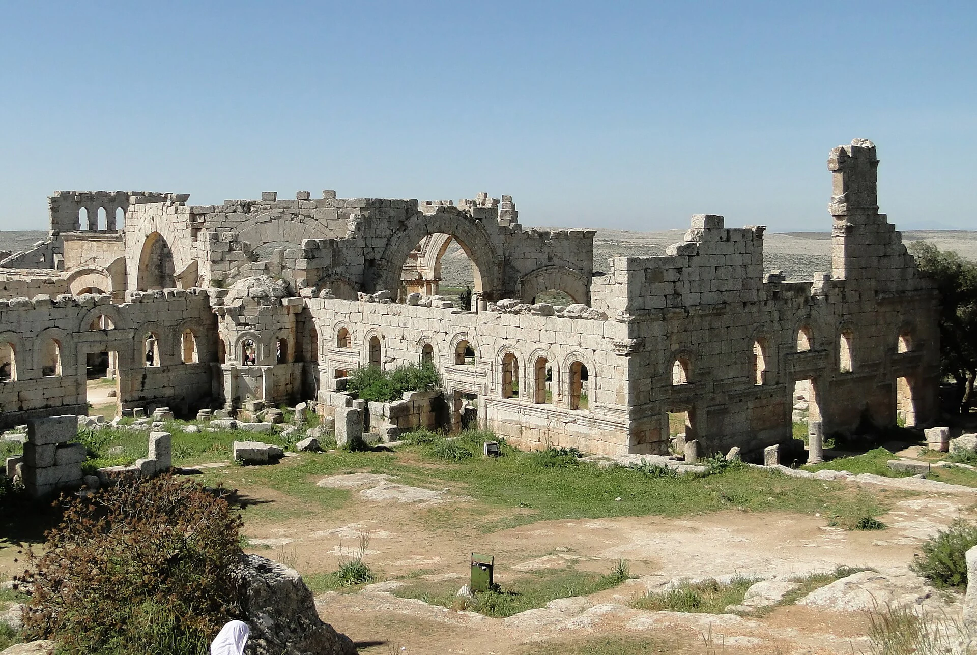 بقايا مجمع كنيسة القديس سمعان العمودي